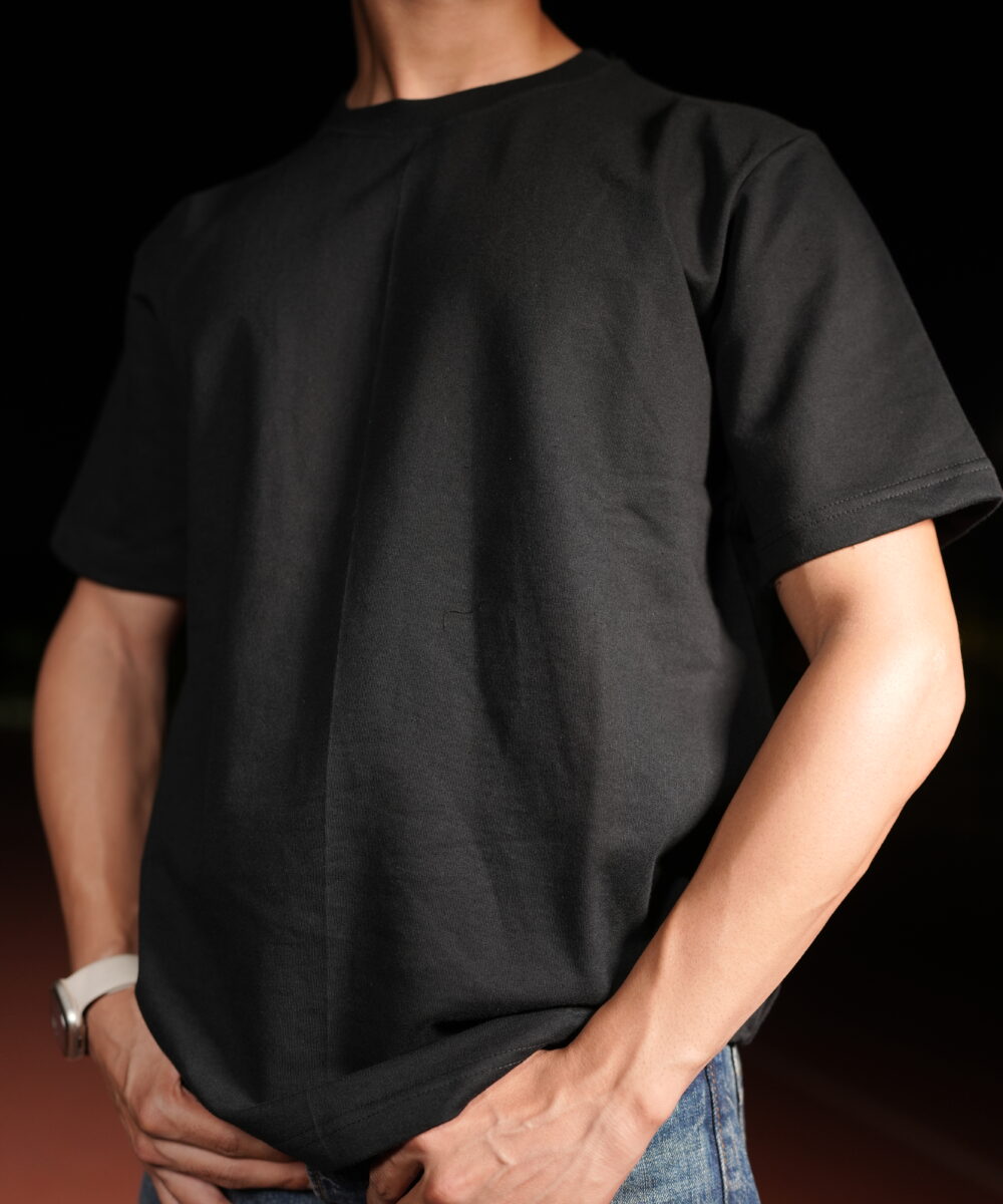 Thrill and Thread Blurred T-shirt design - Universal Black
