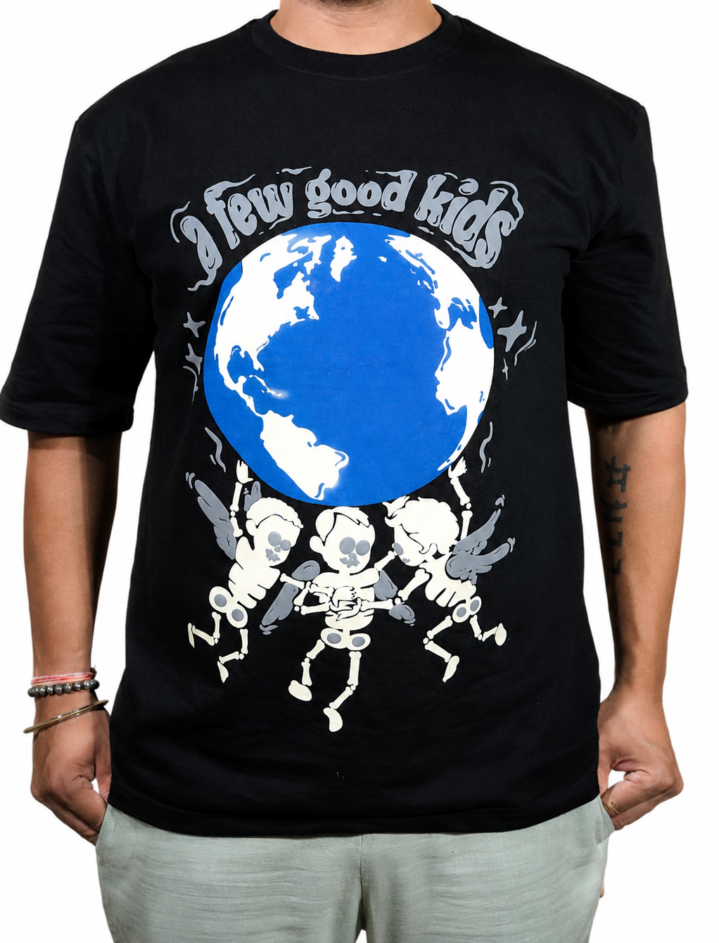 Z black - Thrill & Thread streetwear puff tee