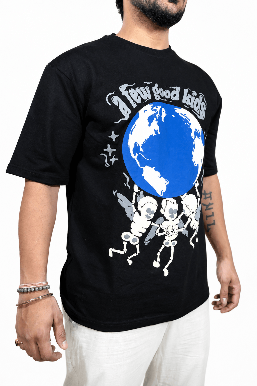 Z black - Thrill & Thread streetwear puff tee