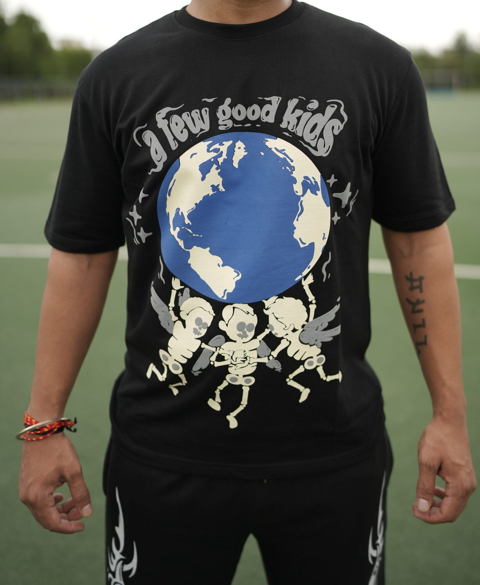 Thrill & Thread Streetwear Puffed TEE - ( Universal Black )