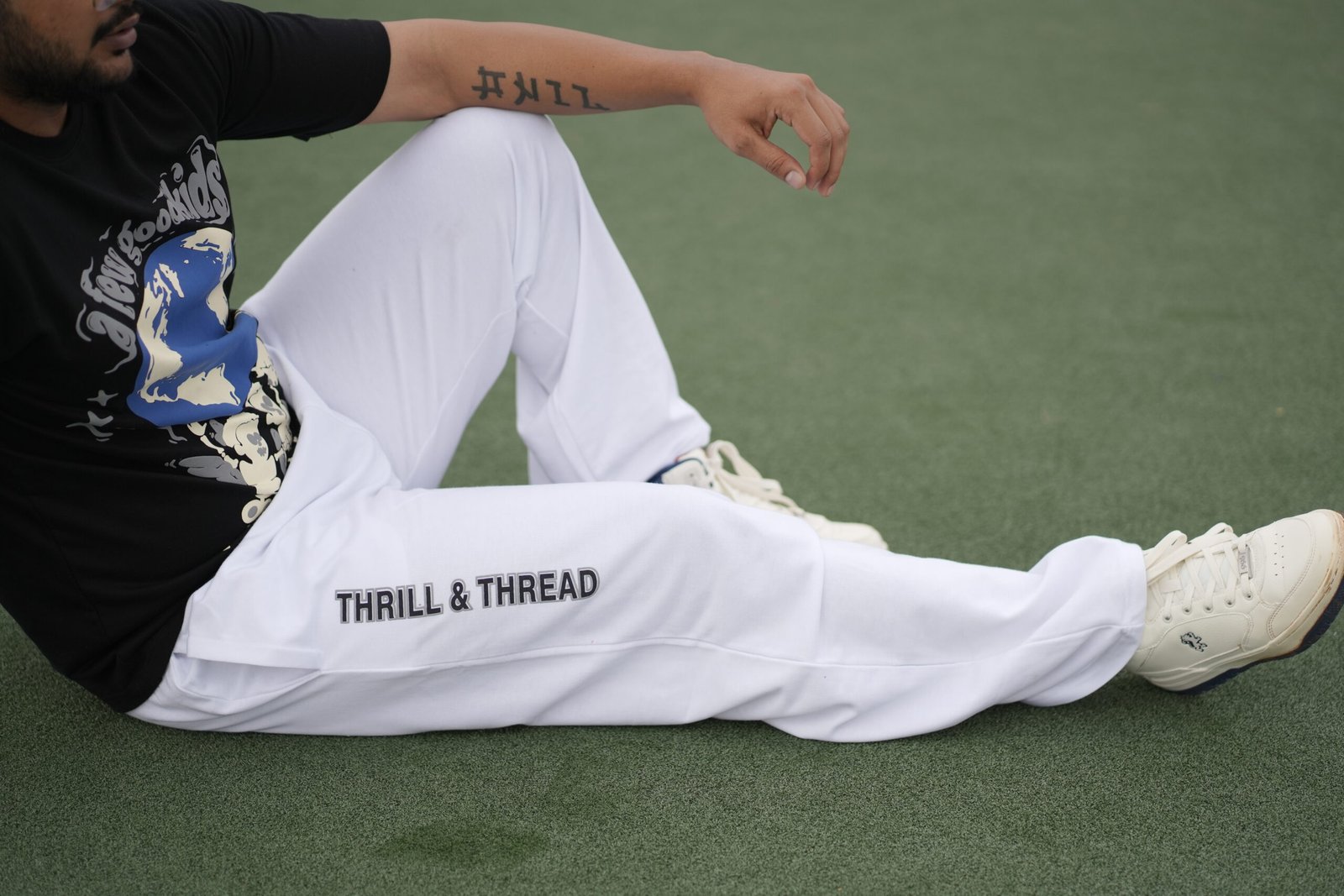 Universal White - Thrill & Thread - Signature Lower