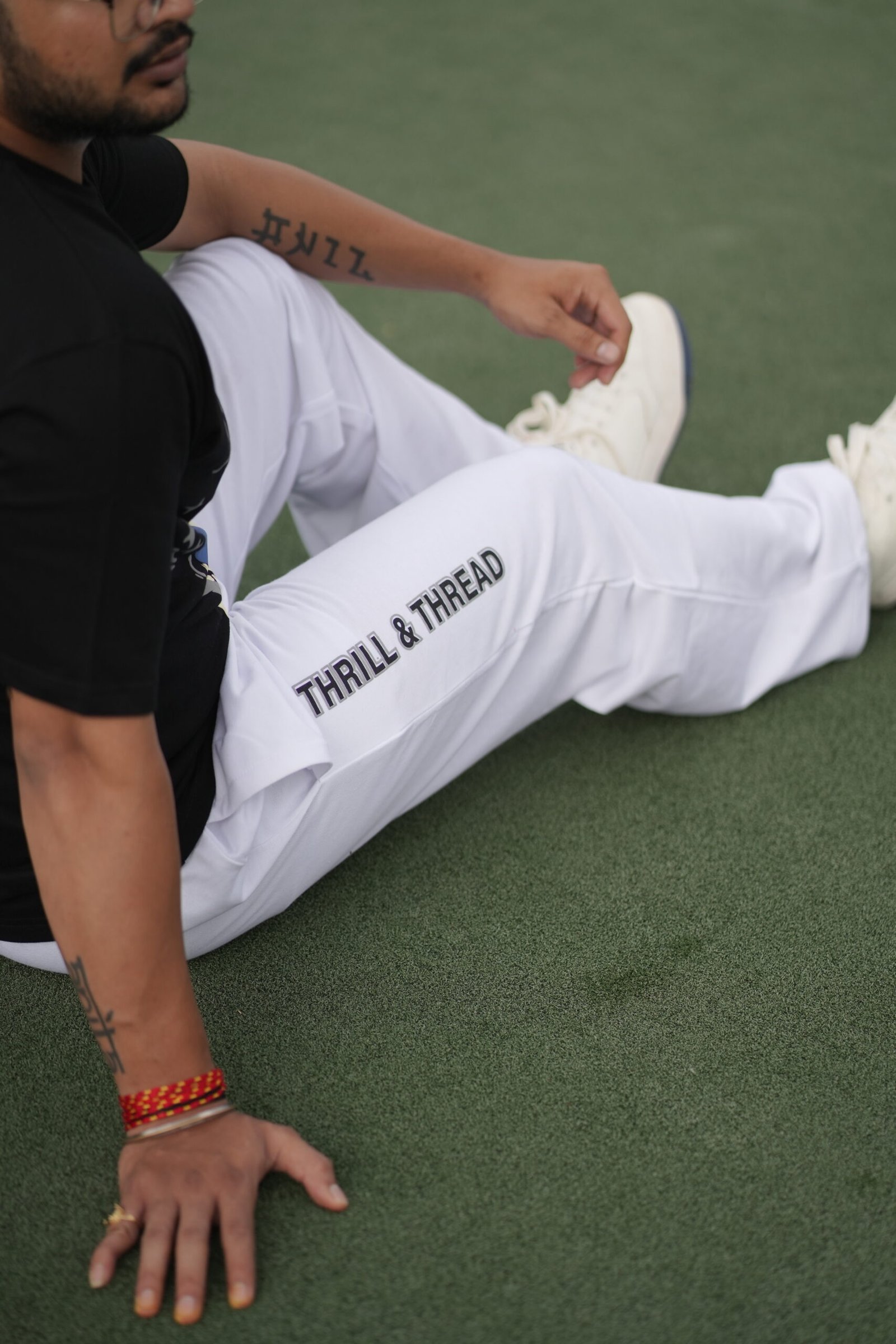 Universal White - Thrill & Thread - Signature Lower